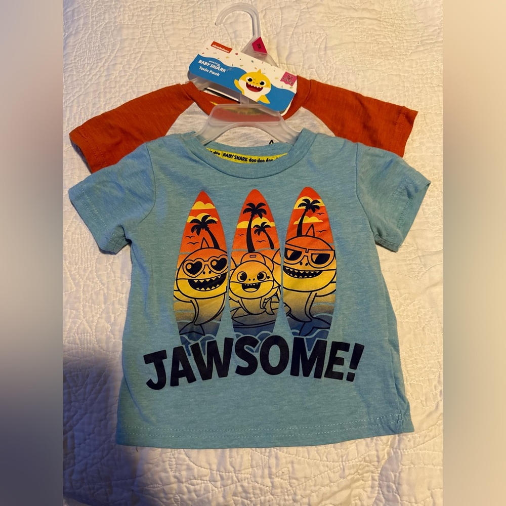 Pinkfong Baby Shark Shirt Set